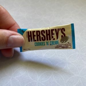 Mini Brands Hershey’s Cookies and Cream